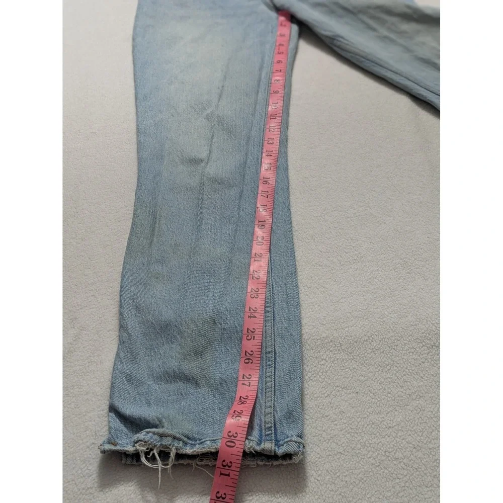 Abercrombie Curve Love Mid Rise 90s Straight Jean Size 26 6 Split Hem Light Wash